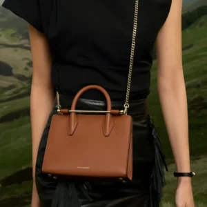 Trendy Compact Sling Bag with Contemporary Design